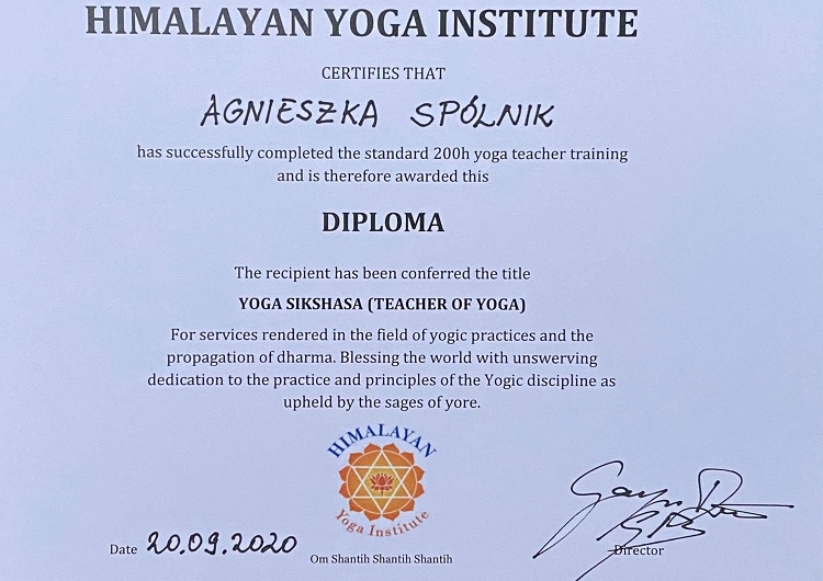 certyfikat Himalayan Yoga Institute teacher of yoga